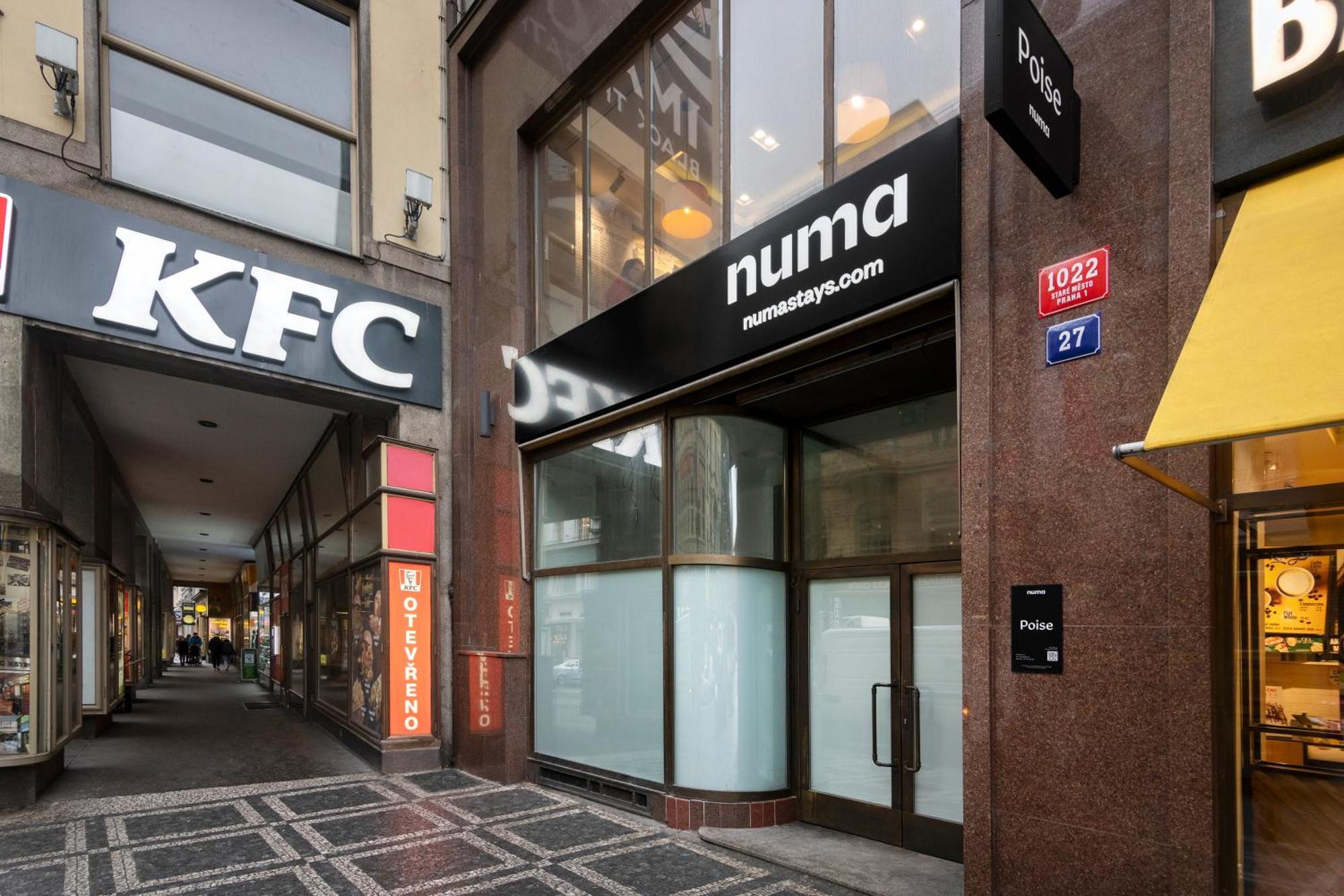 Numa Prague Poise Aparthotel Bagian luar foto